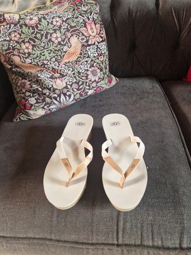 Brand new ugg - ugg, ruby