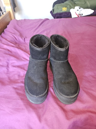 Womens uggs size black - womens, 7