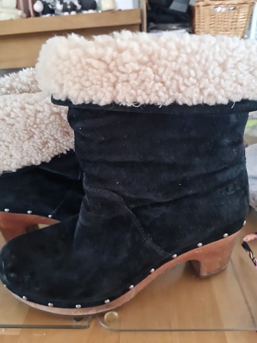 Ugg boots size - ugg,