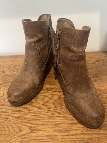 Ladies ugg boots distressed - ladies, boots,