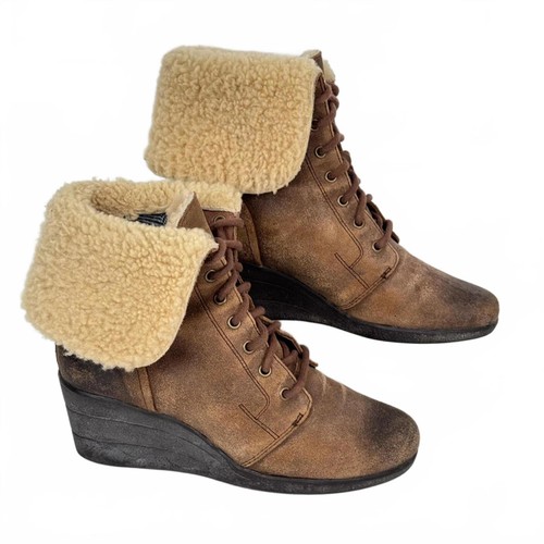 Ugg brown beige suede wedge - ugg,